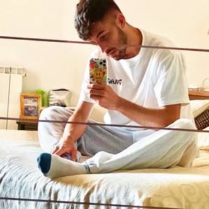 Meet your Posher, Emanuele